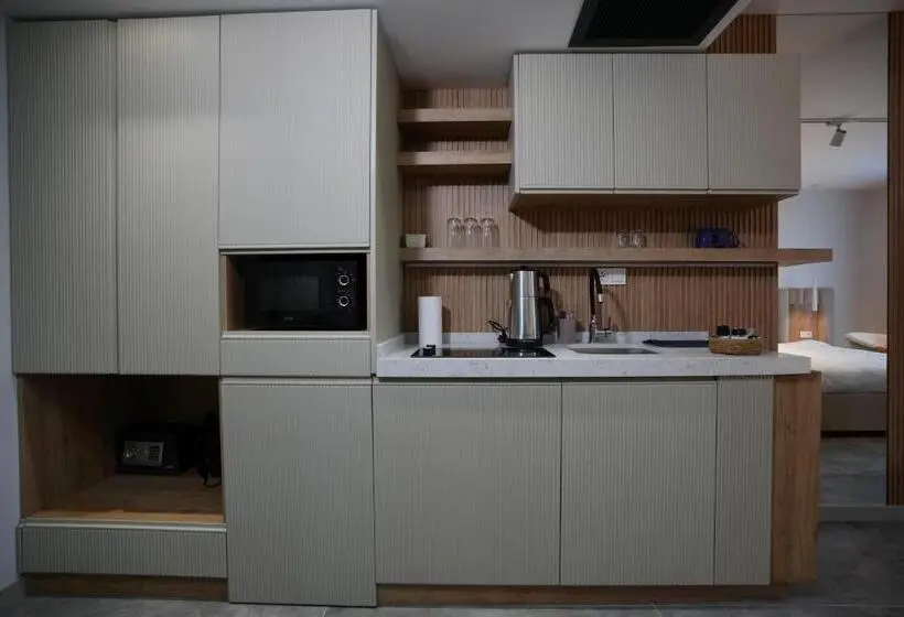 デラックススイート, Dream House 22
