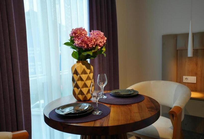 Люкс Повышенной Комфортности, Dream House 22