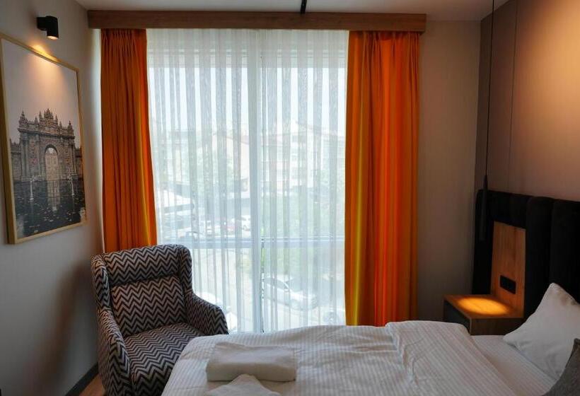 Family Suite, Dream House 22