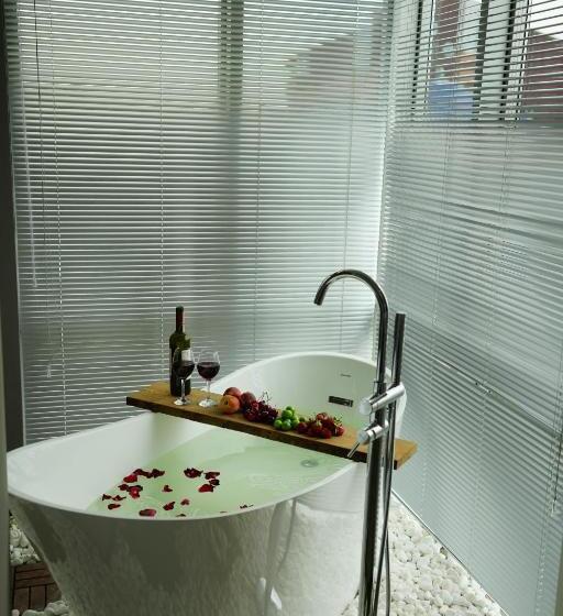 Апартаменты Deluxe 1 Спальня, Dream House 22