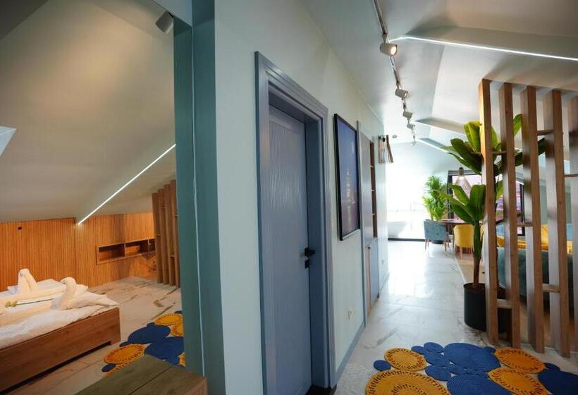 Студия Стандарт, Dream House 22