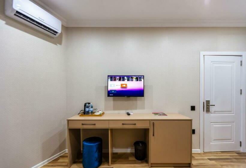 غرفة إقتصادية, Hillside City Center