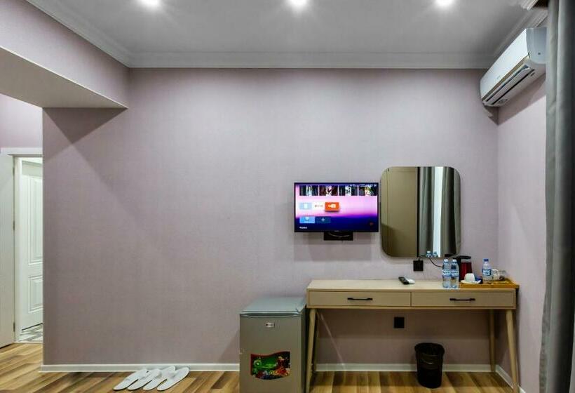 غرفة إقتصادية فردية, Hillside City Center