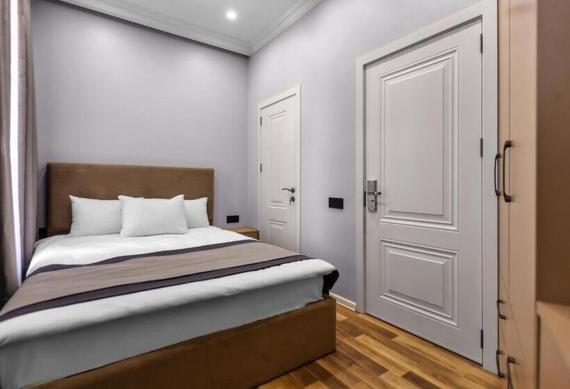 غرفة قياسية, Hillside City Center