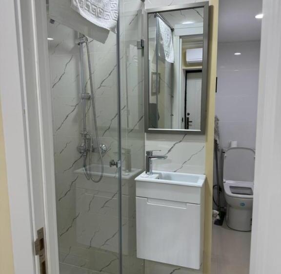 Трежместный Номер Economy, Hillside City Center