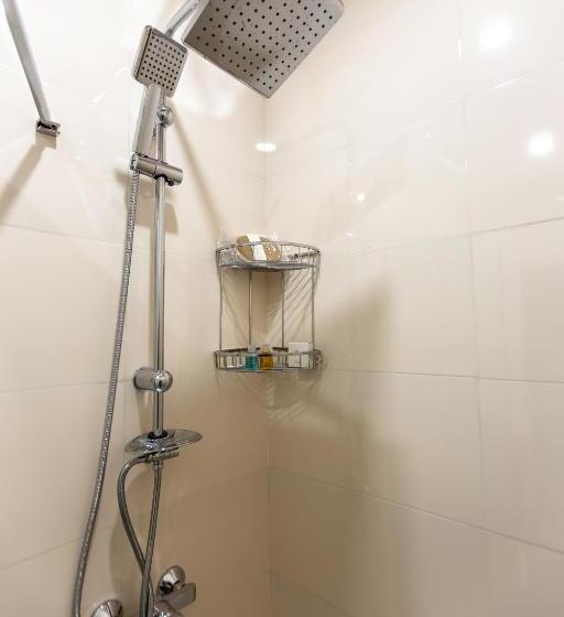 غرفة إقتصادية ثلاثية, Hillside City Center