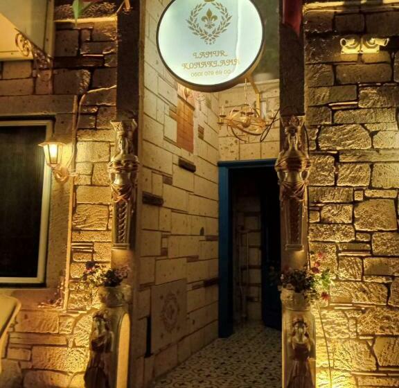 اتاق استاندارد, Lamur