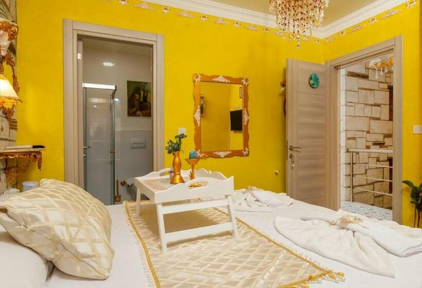 اتاق استاندارد با تراس, Lamur