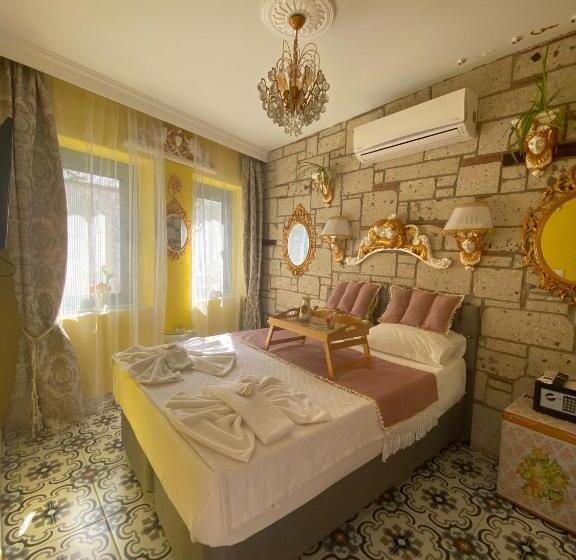 اتاق استاندارد, Lamur