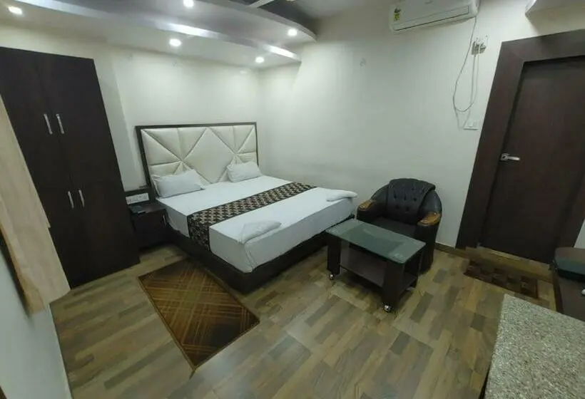 Deluxe Kamer, Rahi