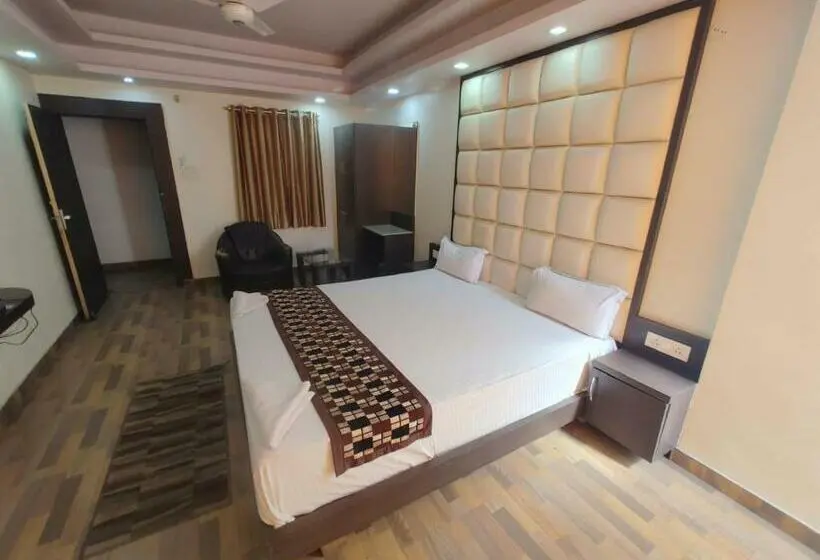 Deluxe Kamer, Rahi