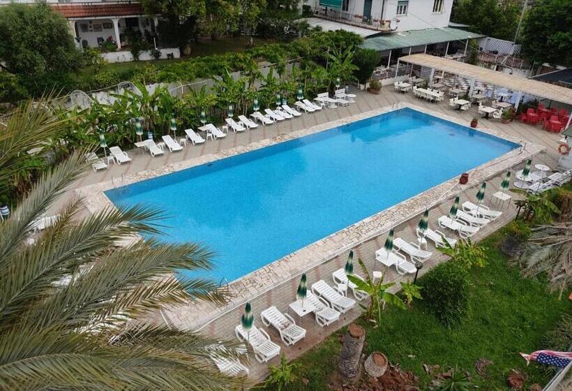 Апартаменты 1 Спальня с Террасой, Al Borgo Village
