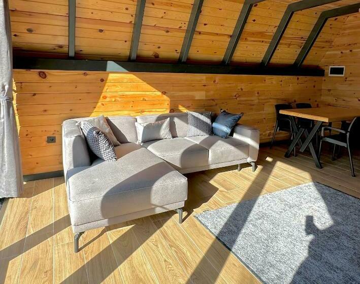 בקתה סטנדרטית, Varya Tatil Köyü