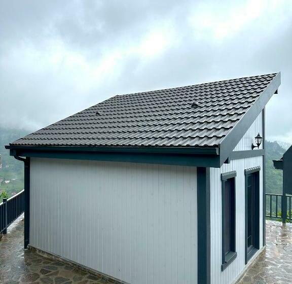 בקתת חדר, Varya Tatil Köyü