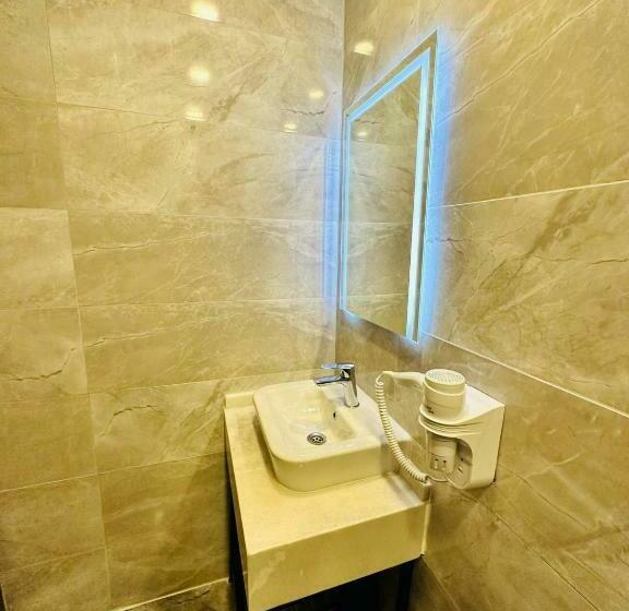 غرفة عائلية, Nice Royal Suite