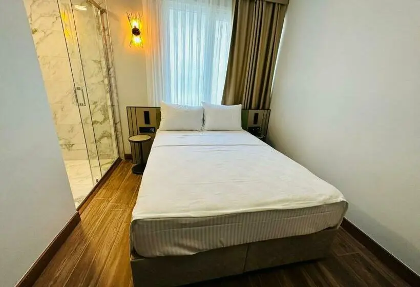 Economy-huone, Nice Royal Suite