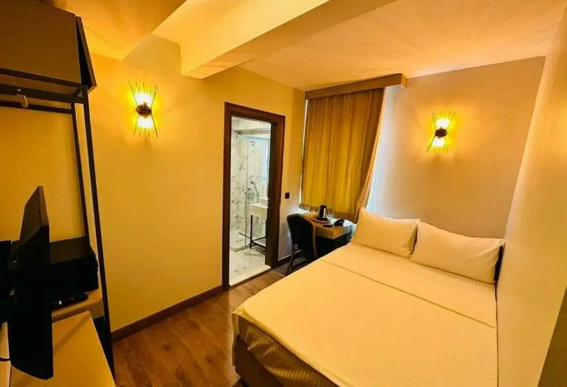 Economy-huone, Nice Royal Suite