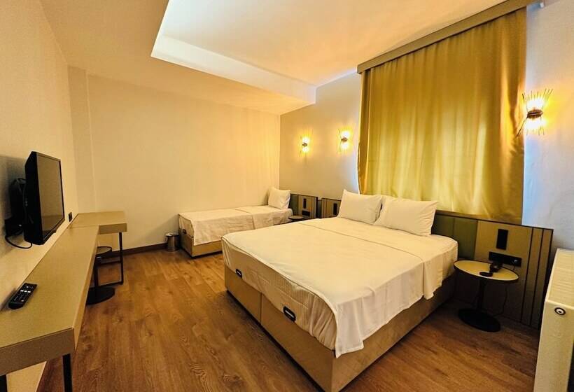 غرفة عائلية, Nice Royal Suite