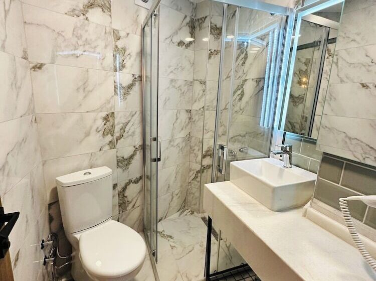 غرفة قياسية, Nice Royal Suite