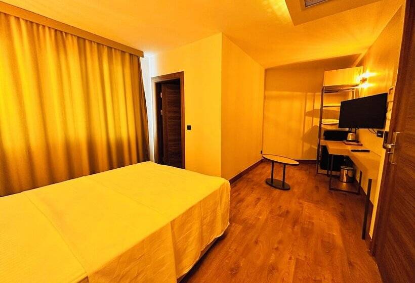 Номер Стандарт, Nice Royal Suite
