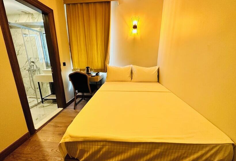 غرفة إقتصادية, Nice Royal Suite