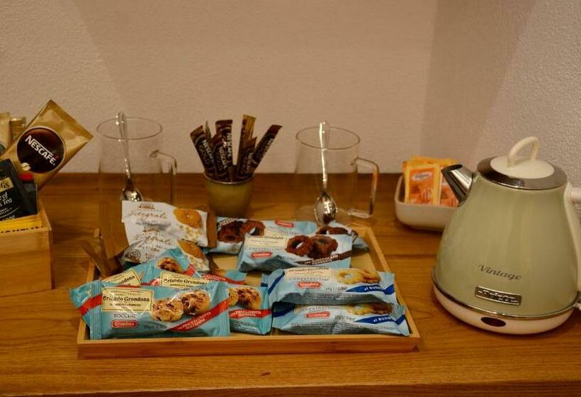 اتاق استاندارد با بالکن و چشم‌انداز دریا, Monterosso Rooms