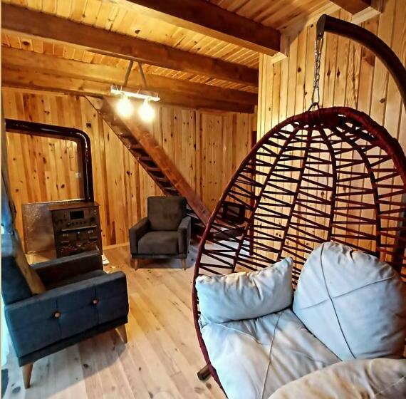 マウンテンビュースタンダードルーム, Camelli̇a Dağ Evleri̇