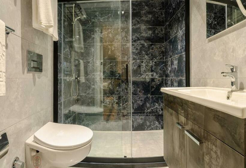 高级套房, La Mia Suites