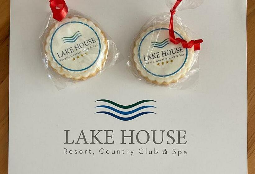 클래식 4인 룸, Lake House Resort Country Club & Spa