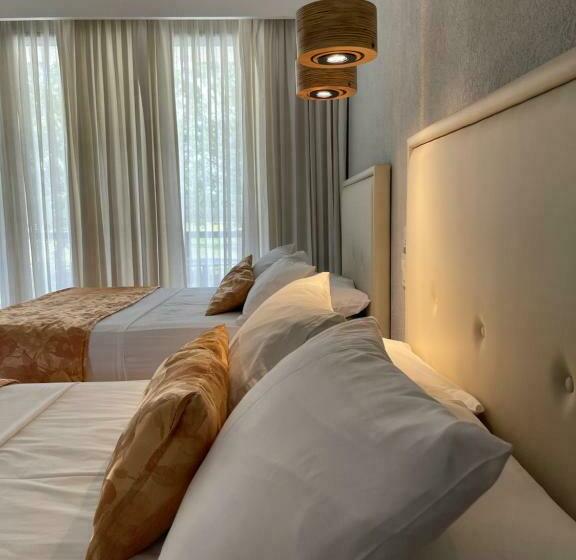 Трехместный Номер Комфорт, Lake House Resort Country Club & Spa