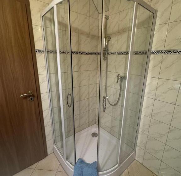 스탠다드 트리플 룸, Pension Unter Der 250 Jährigen Eiche   Lehde Zentrum