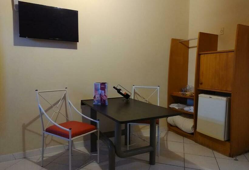 إستوديو قياسى, Motel Kalipso