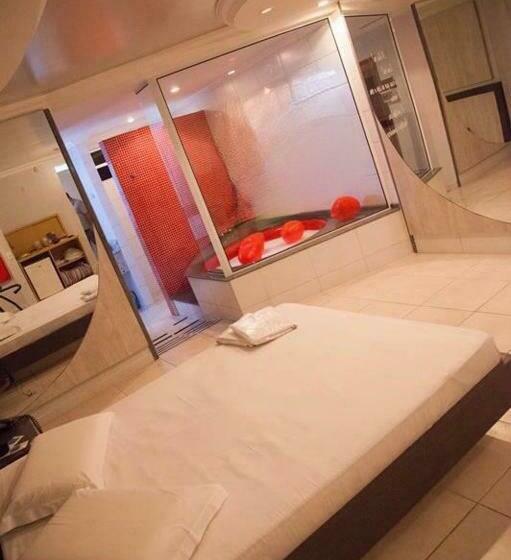 جناح سوبيريور, Motel Kalipso