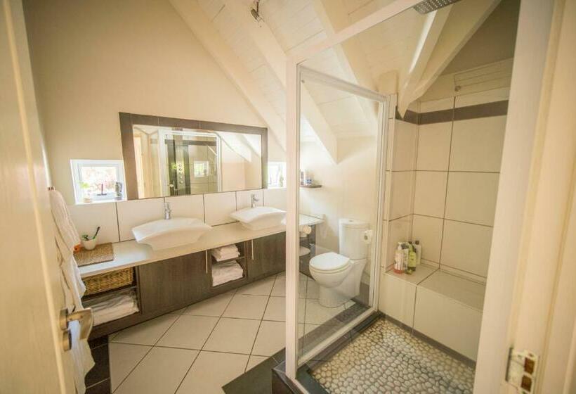 סוויטה משפחתית, Adrift Guesthouse St Francis Bay