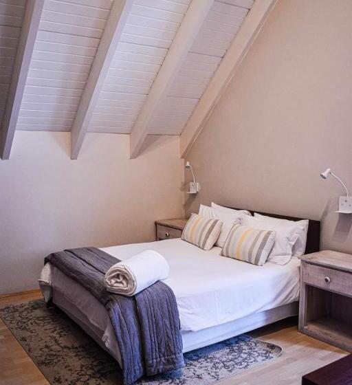 סוויטה משפחתית, Adrift Guesthouse St Francis Bay