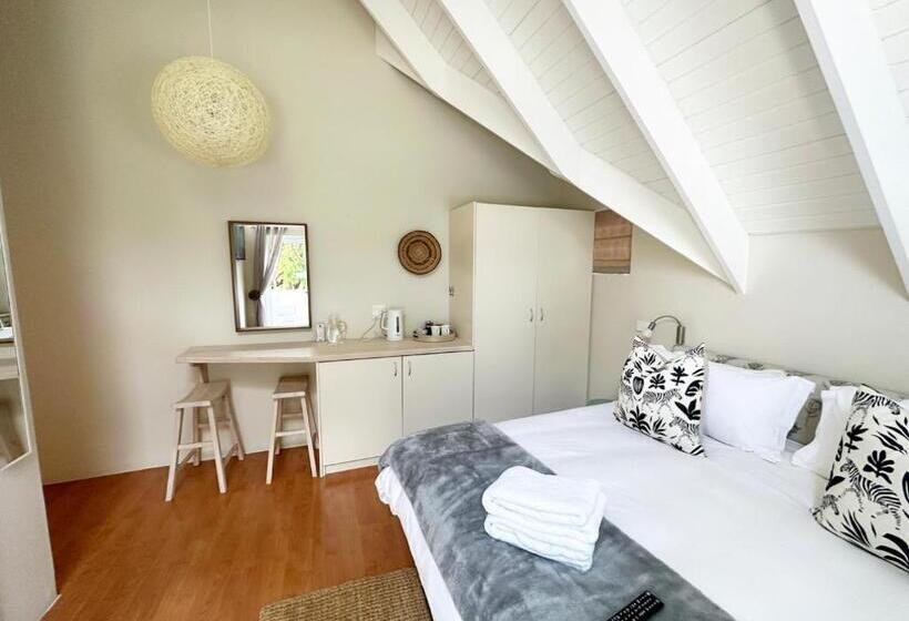 חדר סטנדרט עם מיטת קינג, Adrift Guesthouse St Francis Bay