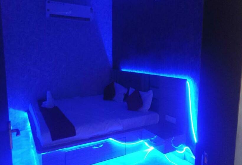 Klassiskt Trippelrum, Collection O Hotel Maatrika And Banquets