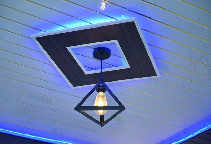 חדר דלוקס עם מרפסת, Privyrooms