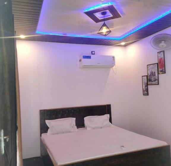 Номер Deluxe с Балконом, Privyrooms