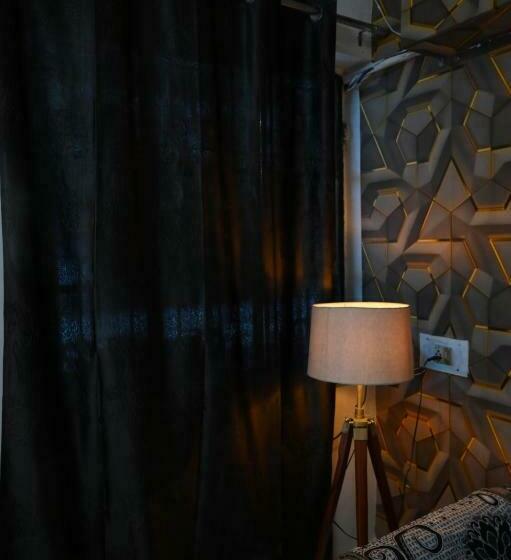 סוויטה דלוקס, Privyrooms