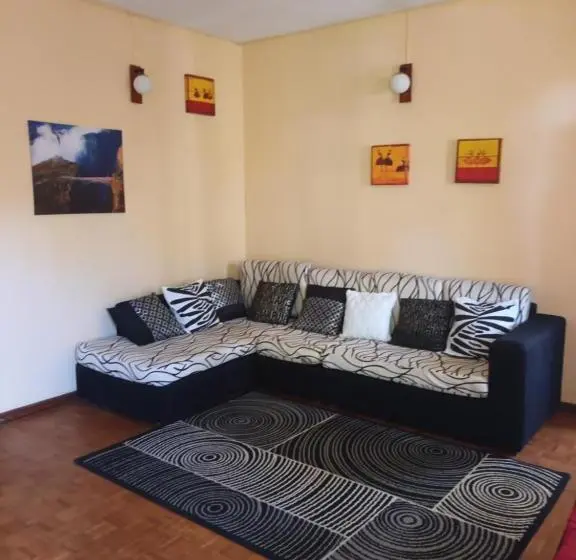 آپارتمان 1 خوابه با بالکن, City Lodge