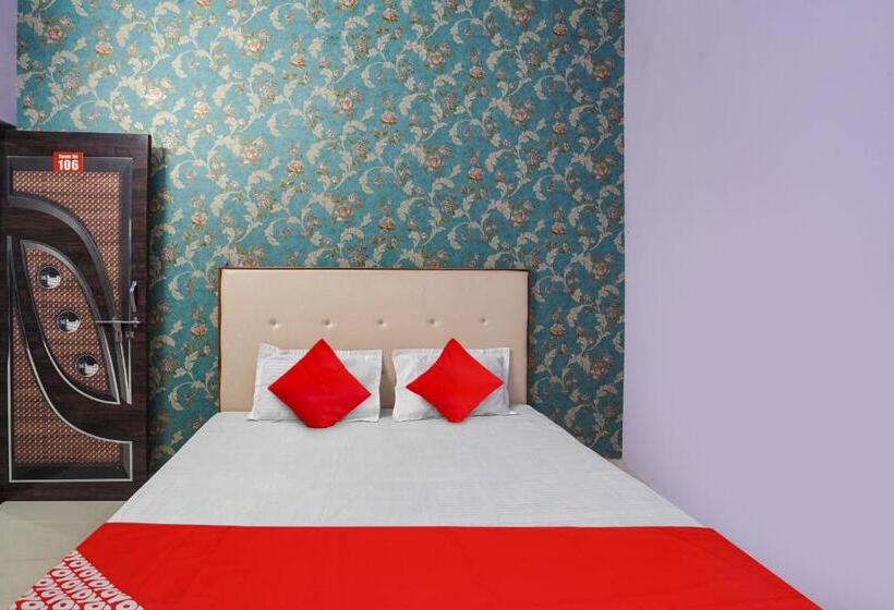 غرفة كلاسيكية ثلاثية, Spot On Hotel Blue Sky