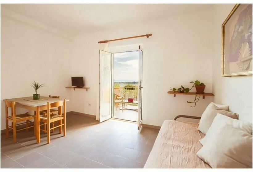 バルコニー付き１ベッドルームアパートメント, Villa Amica