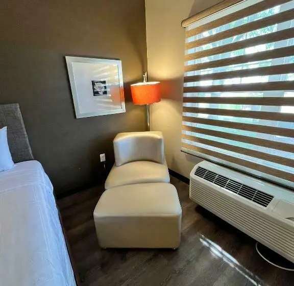 ハイドロマッサージバス付きスイート, Grandstay Hotel & Suites