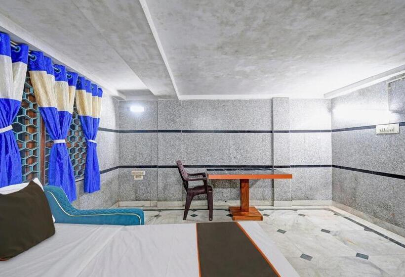 חדר קלאסי לשלושה, Collection O The Mughalaes Delicacy