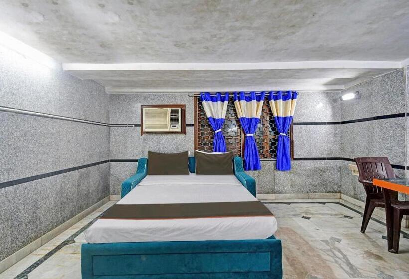 חדר קלאסי לשלושה, Collection O The Mughalaes Delicacy