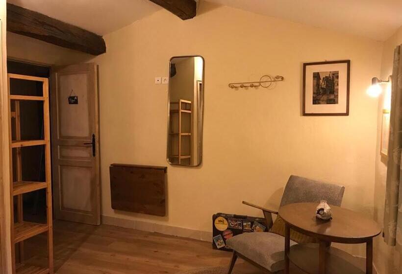Номер Стандарт, Hôtel Restaurant L’observatoire