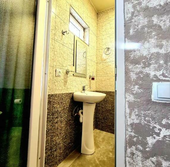 اتاق استاندارد, Old House Korolistavi