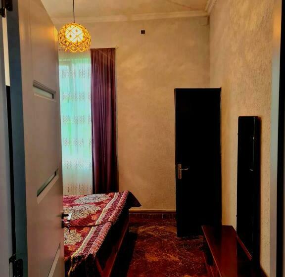 اتاق استاندارد, Old House Korolistavi