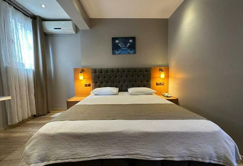 Номер Стандарт, Ada Life Suit